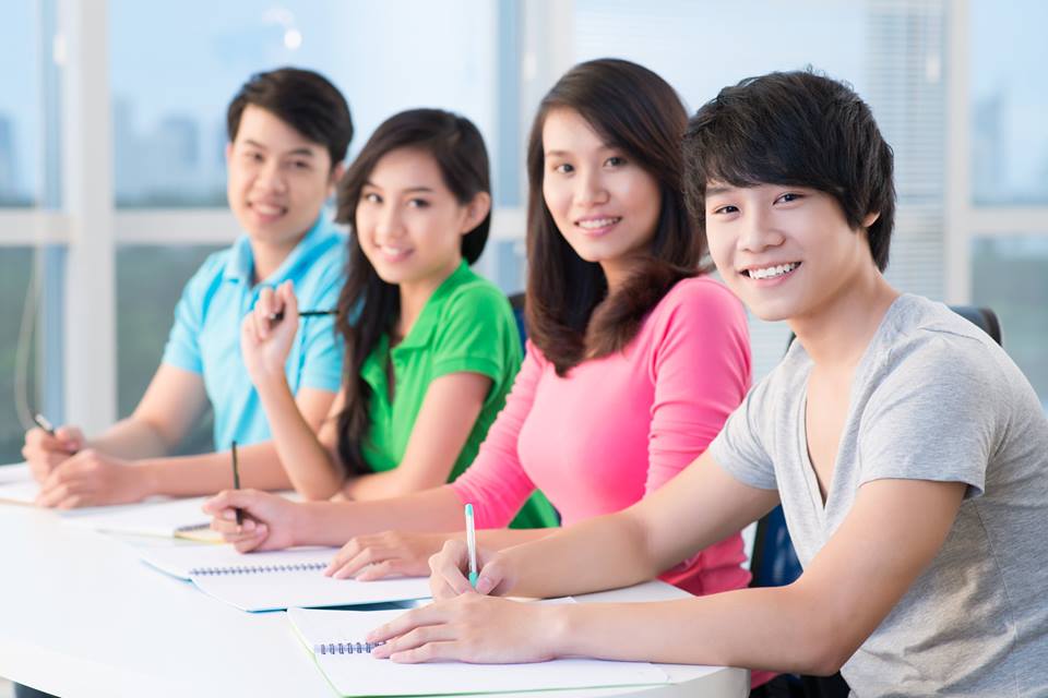 Tại Singapore, Học viện Kaplan được đánh giá cao cả về chất lượng giảng dạy và dịch vụ chăm sóc sinh viên
