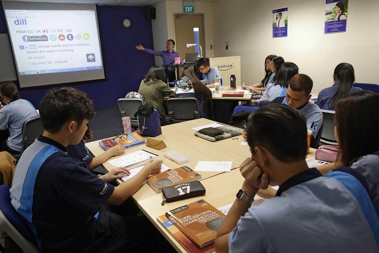 Lớp học tiếng Anh tại Kaplan