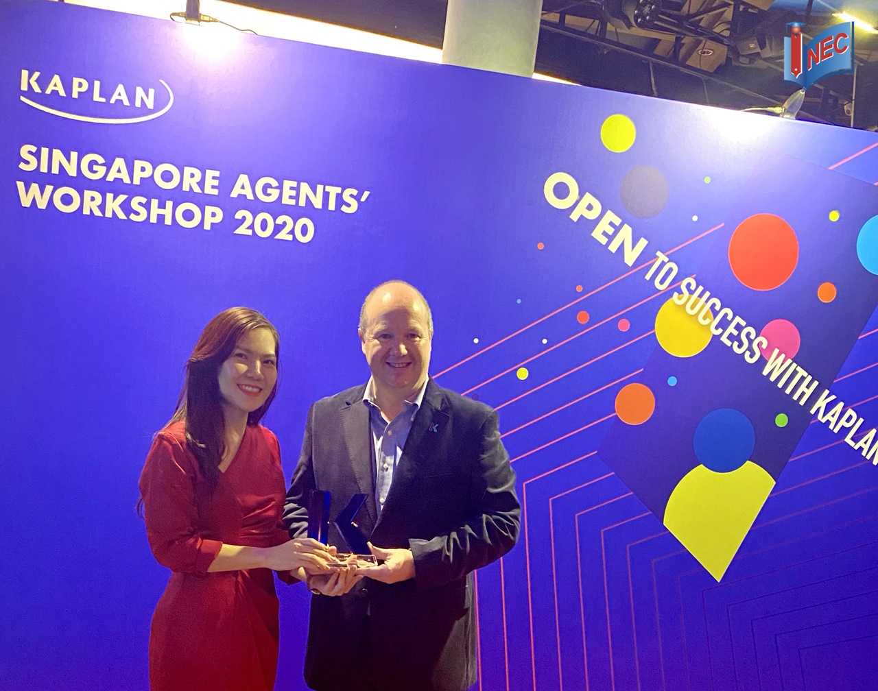 Du học INEC nhận giải Elite Partner 2020 của Học viện Kaplan Singapore